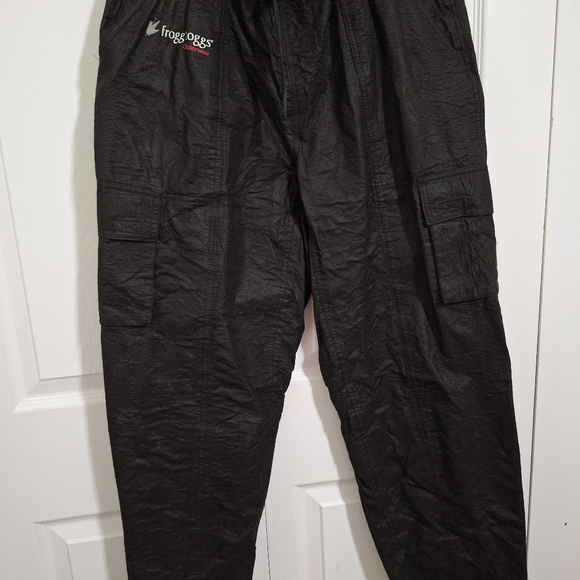 Mens froggtoggs size large - Picture 4 of 5